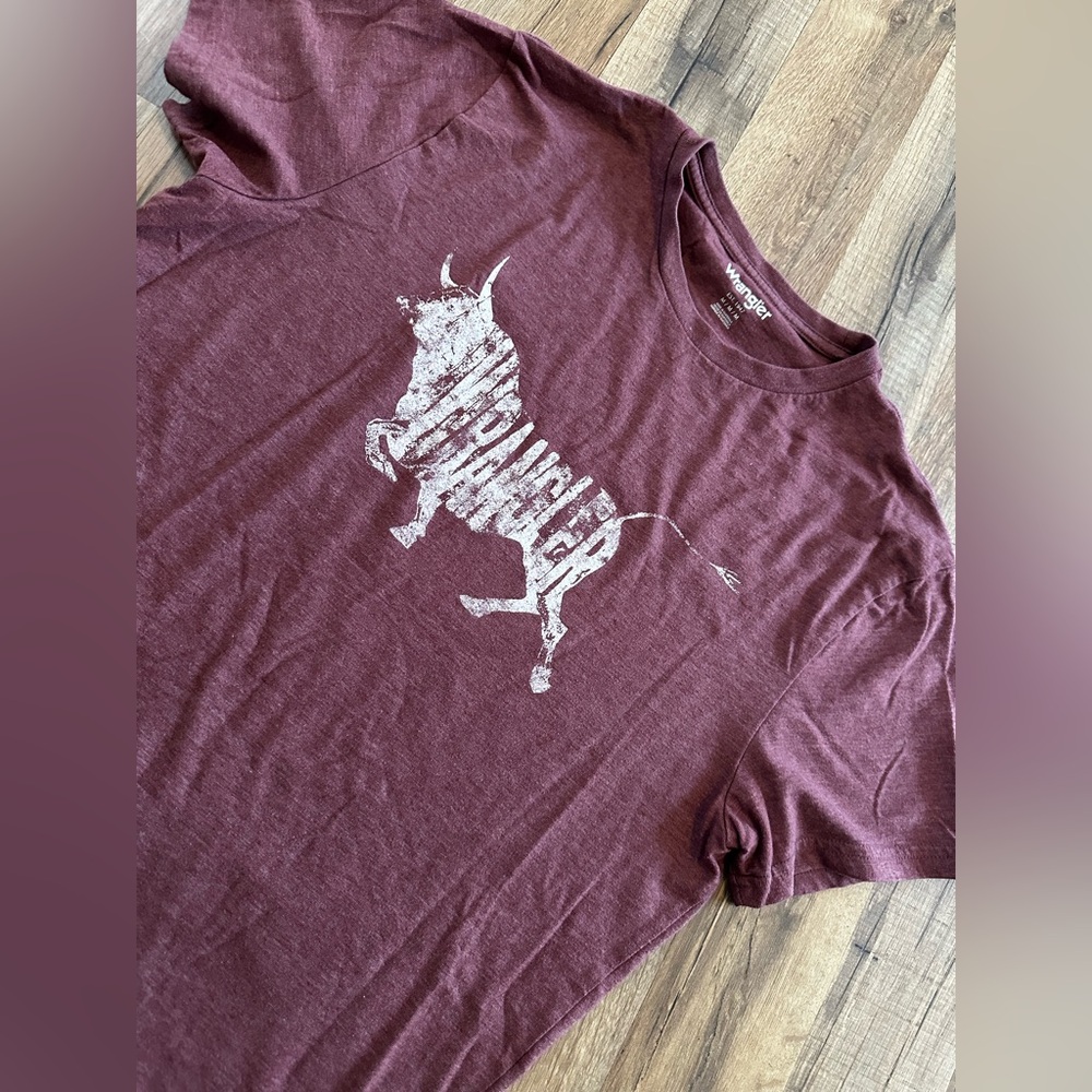 Wrangler Maroon Bull Graphic Tee